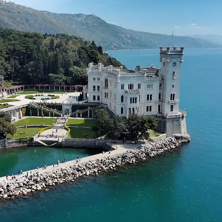 La Casa Delle Magnolie Holiday home